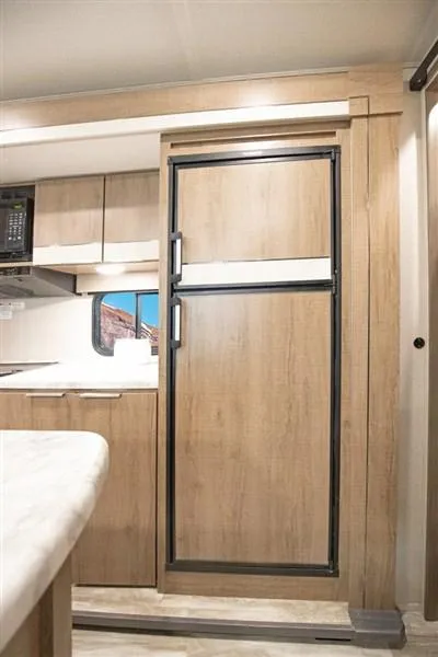 used Travel Trailers Grand Design RV Imagine for sale, in Mayfield, KY Thumbnail 5