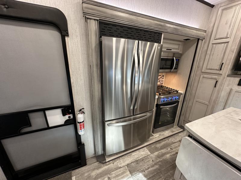 used Fifth Wheel Trailers Forest River Sandpiper for sale, in Paducah, KY Thumbnail 18