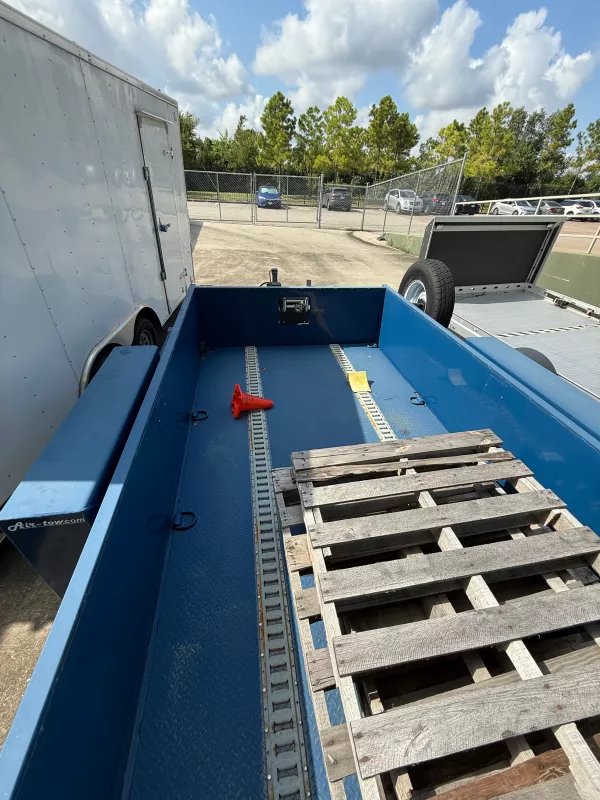 used Utility Trailers Air Tow  for sale, in Houston, TX Thumbnail 3