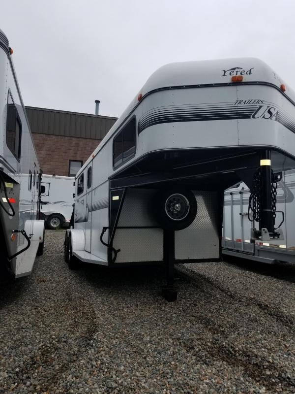 1999 Trailers USA Inc. 2h G/N Horse Trailer 1999 Trailers USA Inc. 2h G/N Horse Trailer