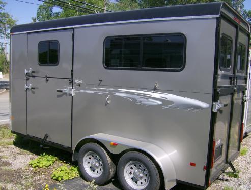 2013 Cotner Trailers Inc. Royal D/R w/Side Ramp Horse Trailer 2013 Cotner Trailers Inc. Royal D/R w/Side Ramp Horse Trailer
