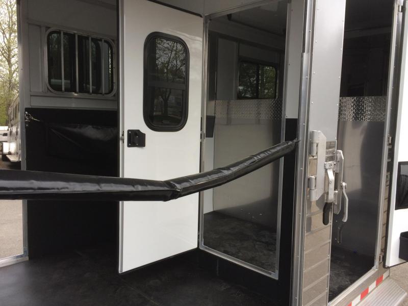 new Horse Trailers Sundowner Trailers  for sale, in Medfield, MA Thumbnail 47