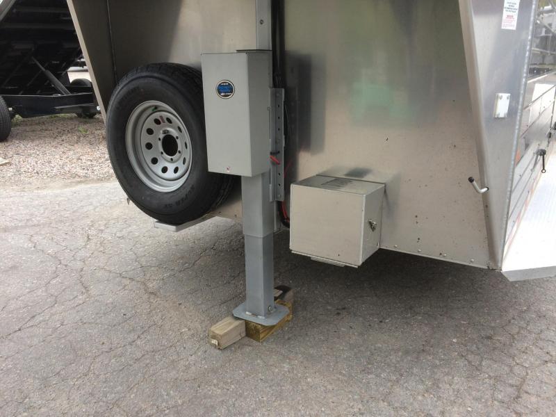 new Horse Trailers Sundowner Trailers  for sale, in Medfield, MA Thumbnail 29