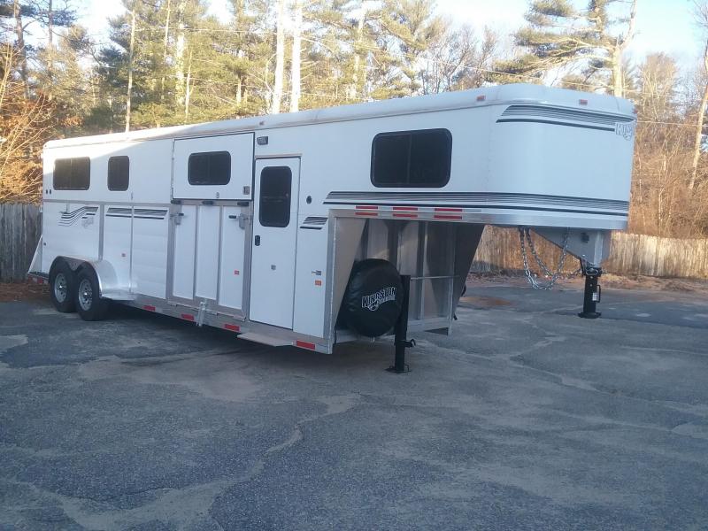 2021 Kingston Trailers Inc. GooseNeck 2&1 Horse Trailer 2021 Kingston Trailers Inc. GooseNeck 2&1 Horse Trailer