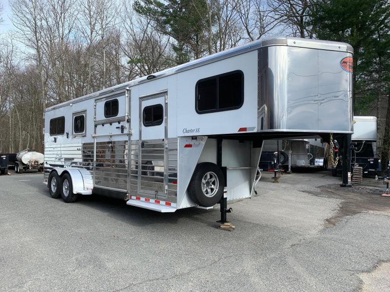 2018 Sundowner Trailers Sundowner 2+1 Horse Trailer 2018 Sundowner Trailers Sundowner 2+1 Horse Trailer