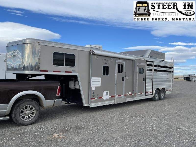 2013 Logan Coach 10x10 Platinum Stockman LQ Horse Trailer 2013 Logan Coach 10x10 Platinum Stockman LQ Horse Trailer