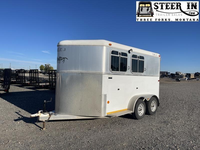 2003 Circle J 2H Horse Trailer 2003 Circle J 2H Horse Trailer
