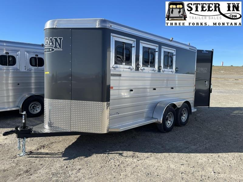 2022 Logan BULLSEYE 3H BP Horse Trailer 2022 Logan BULLSEYE 3H BP Horse Trailer