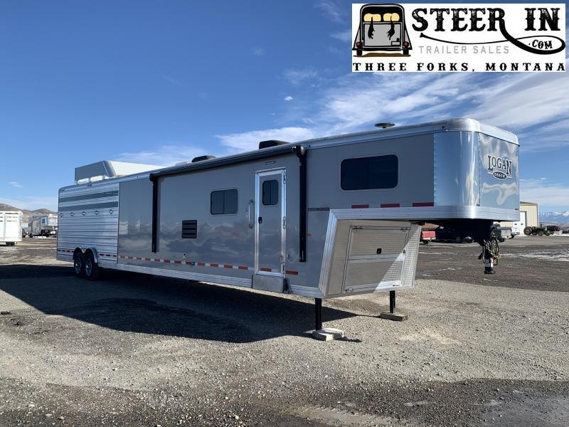 2019 Logan Coach 815 PLATINUM Stock/Combo 2019 Logan Coach 815 PLATINUM Stock/Combo