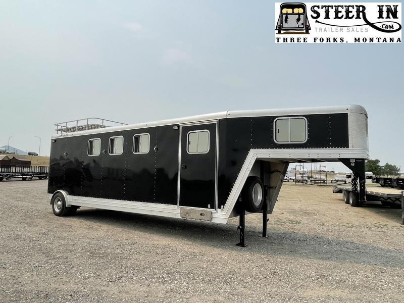 2012 Featherlite 4 Horse GN Trailer 2012 Featherlite 4 Horse GN Trailer