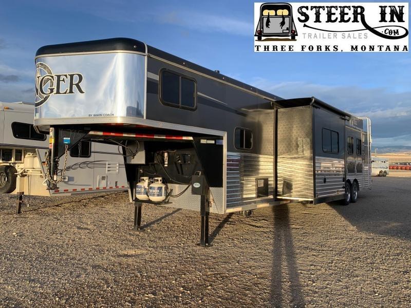 2017 Bison Trailers 4H LQ Horse Trailer 2017 Bison Trailers 4H LQ Horse Trailer
