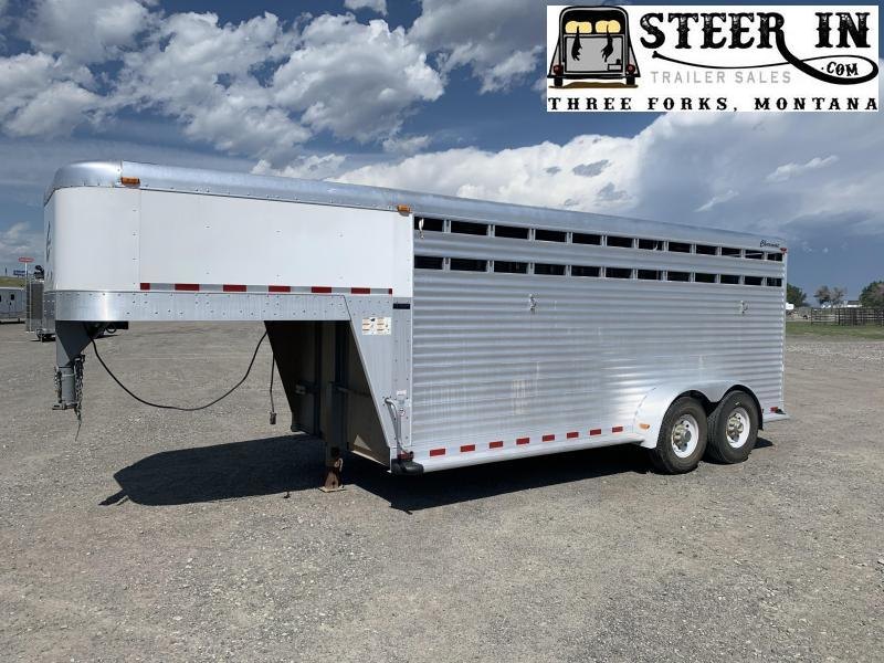 2004 Charmac 18' Aluminum Livestock Trailer 2004 Charmac 18' Aluminum Livestock Trailer