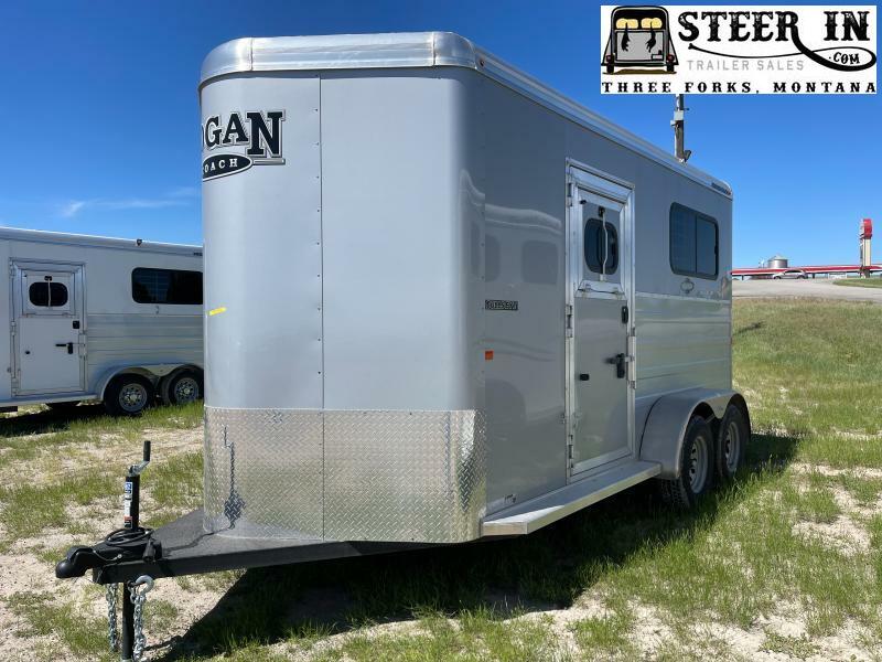 NEW 2023 Logan Coach BULLSEYE2BPSL Bullseye 2 Horse Straight Load