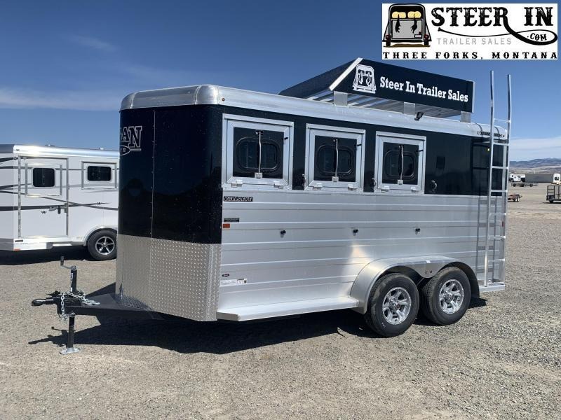 2022 Logan Coach BULLSEYE 3H BP Horse Trailer 2022 Logan Coach BULLSEYE 3H BP Horse Trailer