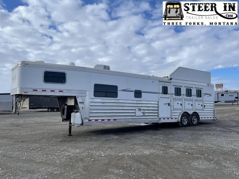 2017 4Star Trailers 4H LQ Horse Trailer 2017 4Star Trailers 4H LQ Horse Trailer
