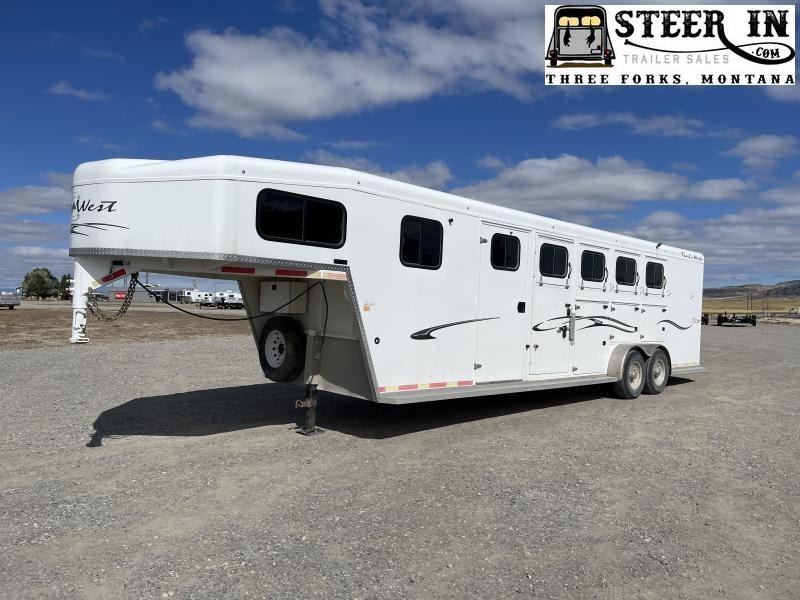 2017 Trails West Manufacturing 4H Classic w/ Mid Tack Horse Trailer 2017 Trails West Manufacturing 4H Classic w/ Mid Tack Horse Trailer
