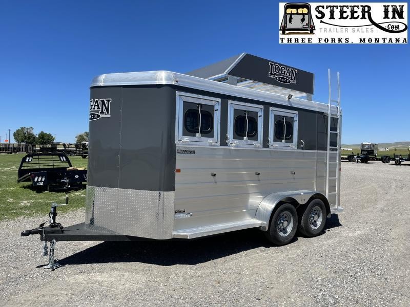 2022 Logan Coach 3H Bullseye w/ Ramp Horse Trailer 2022 Logan Coach 3H Bullseye w/ Ramp Horse Trailer