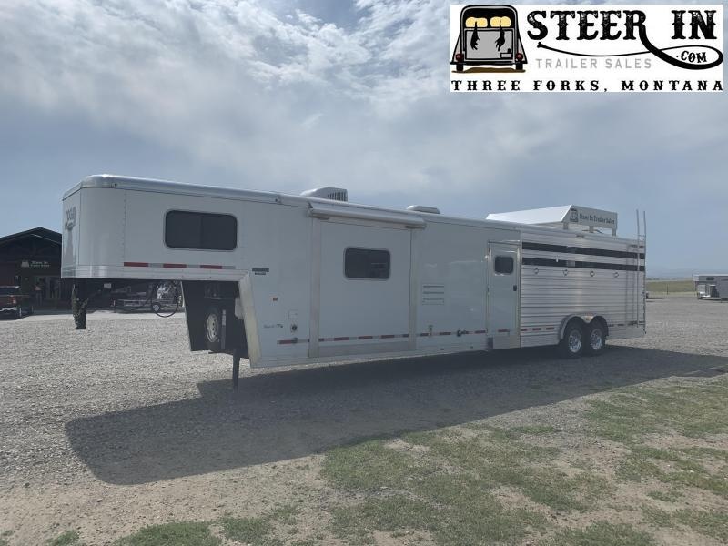 2019 Logan Coach LIMITED 812 16 COMBO VR TOUR 2019 Logan Coach LIMITED 812 16 COMBO VR TOUR