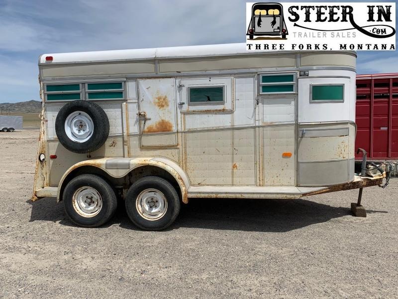 1974 Imperial 2H STRAIGHT Horse Trailer 1974 Imperial 2H STRAIGHT Horse Trailer