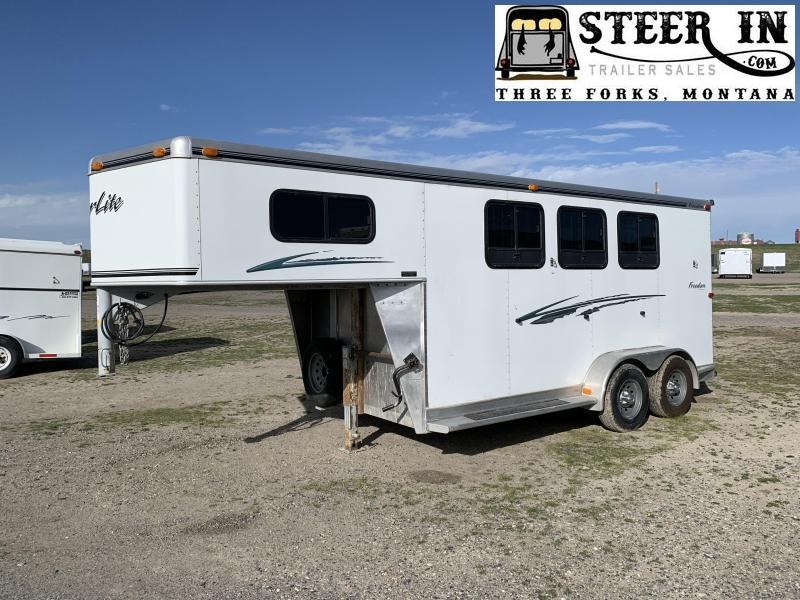 2006 Silver Lite 3H GN Horse Trailer 2006 Silver Lite 3H GN Horse Trailer