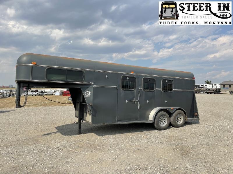 2012 Quality Trailers 3 Horse Gooseneck Horse Trailer 2012 Quality Trailers 3 Horse Gooseneck Horse Trailer