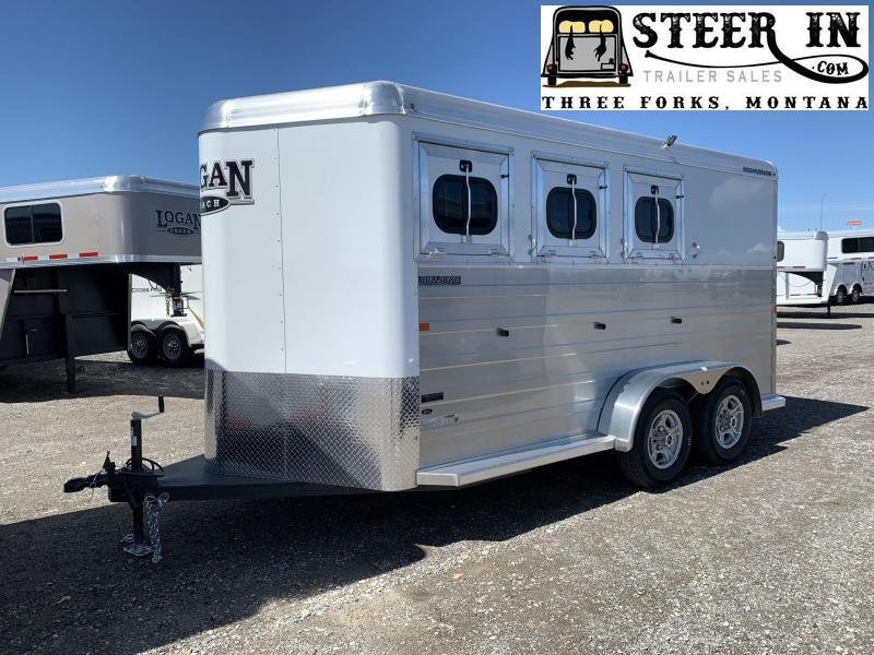 2020 Logan Coach BULLSEYE 3H BP Horse Trailer 2020 Logan Coach BULLSEYE 3H BP Horse Trailer