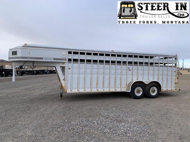1994 Titan 20' Standard Livestock Trailer 1994 Titan 20' Standard Livestock Trailer