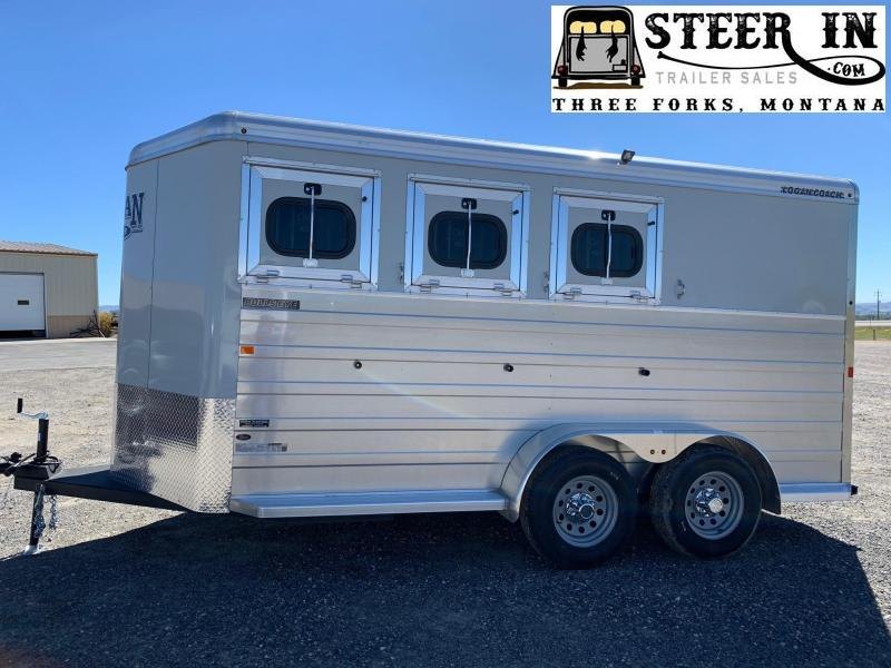 2020 Logan Coach BULLSEYE 3H BP Horse Trailer 2020 Logan Coach BULLSEYE 3H BP Horse Trailer