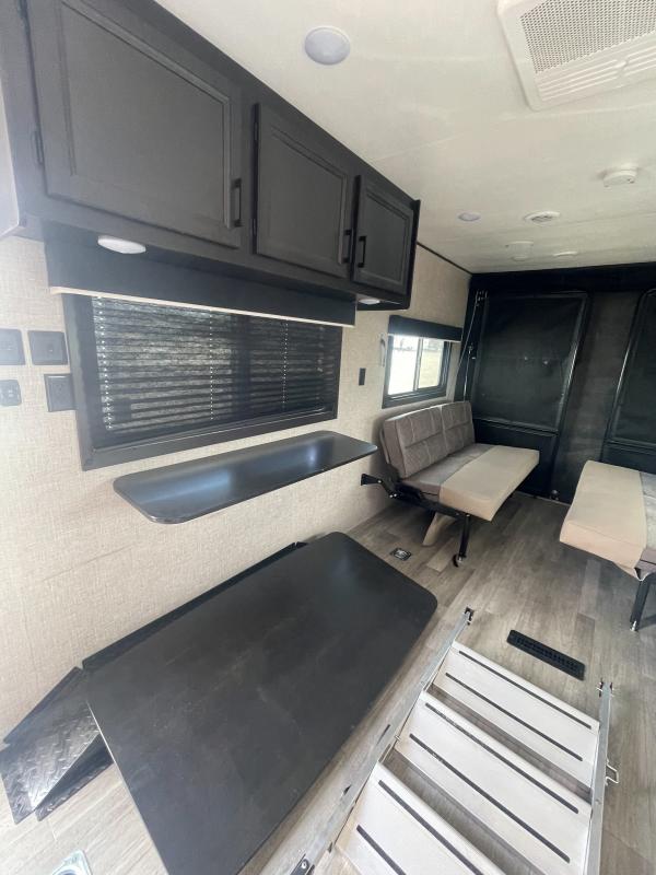 used Toy Haulers Jayco Jay Flight SLX for sale, in Three Forks, MT Thumbnail 6