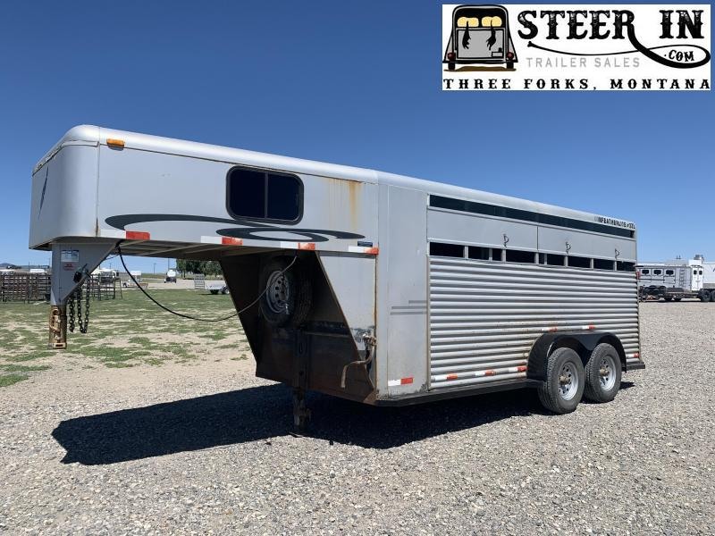2000 Featherlite 3H GN Trailer 2000 Featherlite 3H GN Trailer