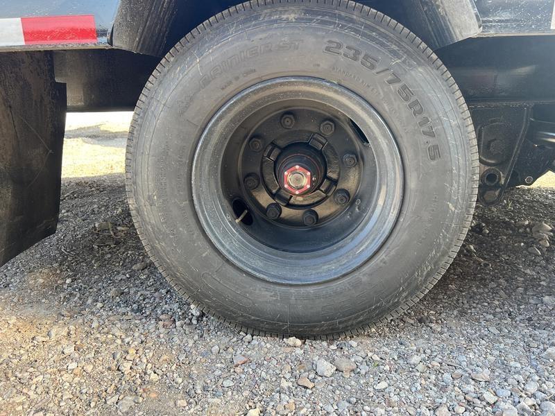 new Equipment / Flatbed Trailers Load Trail  for sale, in Victoria, TX Thumbnail 5