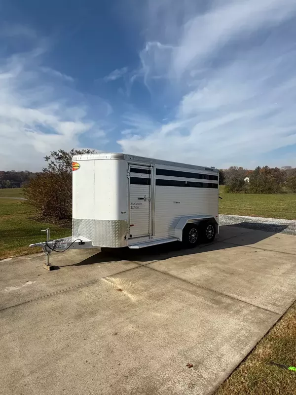 used Stock / Stock Combo Trailers Sundowner Trailers  for sale, in Hamptonville, NC Thumbnail 4