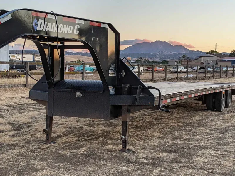 2019 Diamond C Trailers Fmax 210 General Trailers