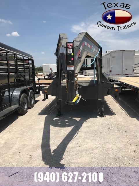 2022 PJ Trailers 32' Low-Pro Flatdeck with Duals Flatbed/Equipment Trailer 2022 PJ Trailers 32' Low-Pro Flatdeck with Duals Flatbed/Equipment Trailer