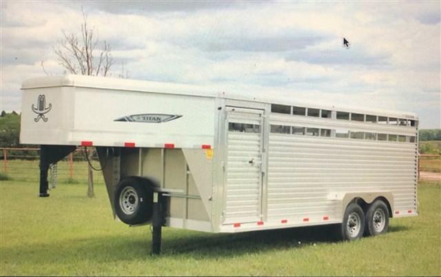 2020 Titan Aluminum Livestock Trailer 2020 Titan Aluminum Livestock Trailer