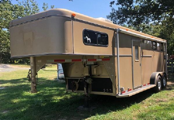 2002 Adam 2 Horse / stock Horse Trailer 2002 Adam 2 Horse / stock Horse Trailer