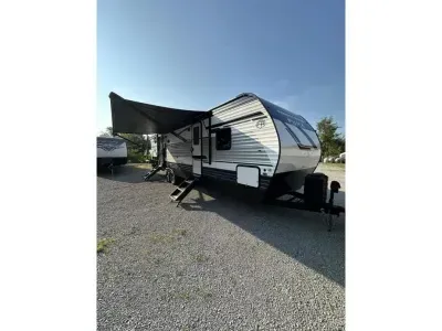 2025 Palomino 28BHSS