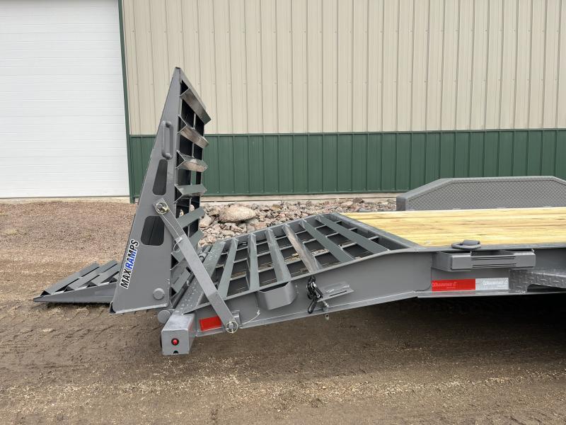 new Equipment / Flatbed Trailers Diamond C Trailers  for sale, in Renville, MN Thumbnail 5