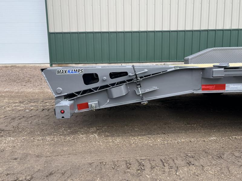 new Equipment / Flatbed Trailers Diamond C Trailers  for sale, in Renville, MN Thumbnail 3
