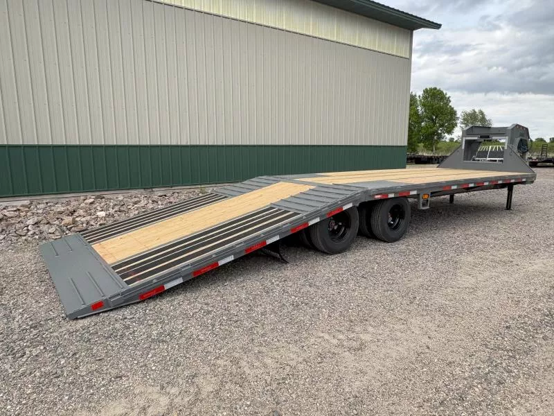 new Equipment / Flatbed Trailers Diamond C Trailers  for sale, in Renville, MN Thumbnail 3