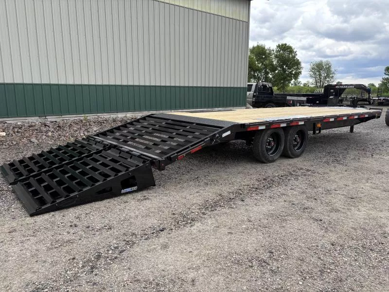 new Equipment / Flatbed Trailers Diamond C Trailers  for sale, in Renville, MN Thumbnail 3