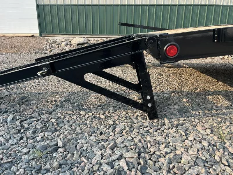 new Equipment / Flatbed Trailers PJ Trailers  for sale, in Renville, MN Thumbnail 4