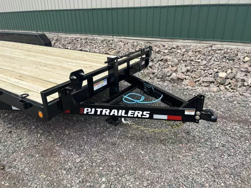 new Equipment / Flatbed Trailers PJ Trailers  for sale, in Renville, MN Thumbnail 8