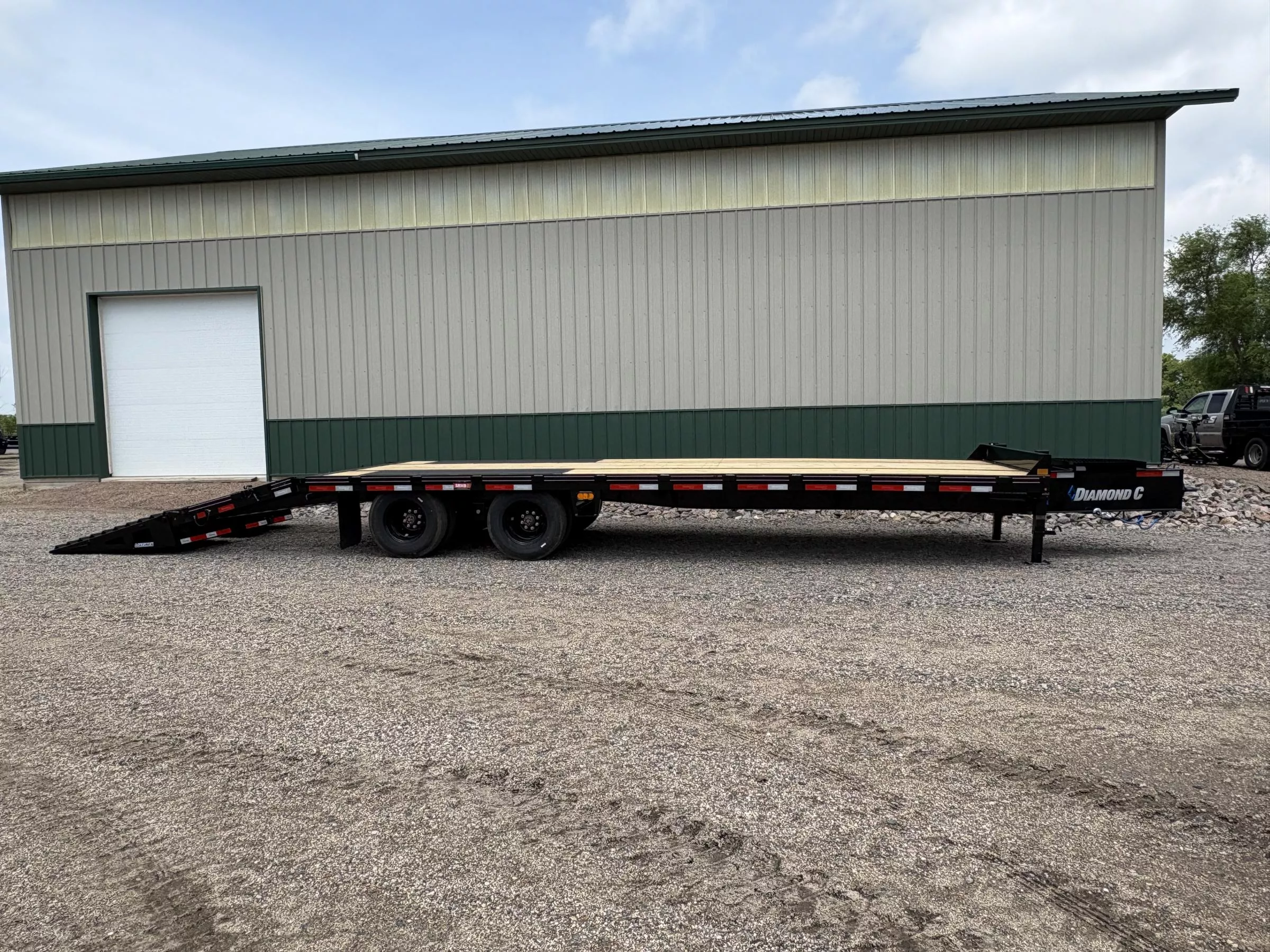 new Equipment / Flatbed Trailers Diamond C Trailers  for sale, in Renville, MN Thumbnail 3