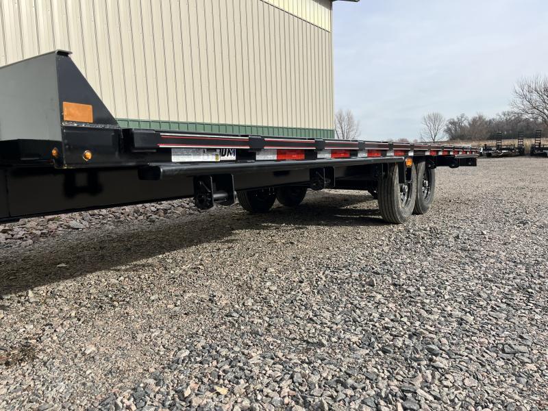 new Equipment / Flatbed Trailers Diamond C Trailers  for sale, in Renville, MN Thumbnail 2