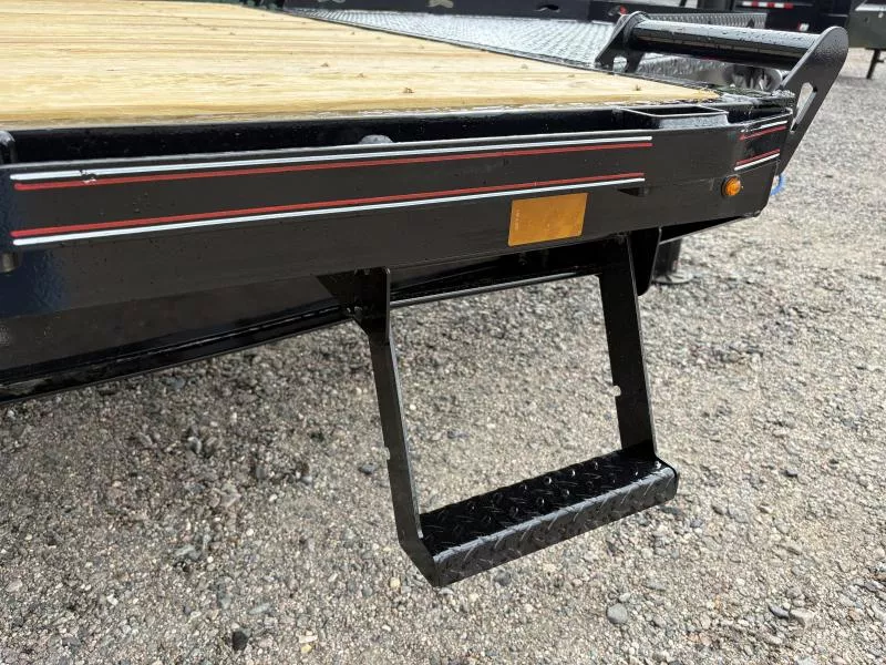new Equipment / Flatbed Trailers Diamond C Trailers  for sale, in Renville, MN Thumbnail 8