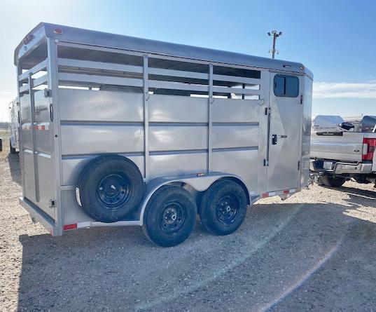 2022 Delco 3 Horse Bumper Pull Horse Trailer 2022 Delco 3 Horse Bumper Pull Horse Trailer