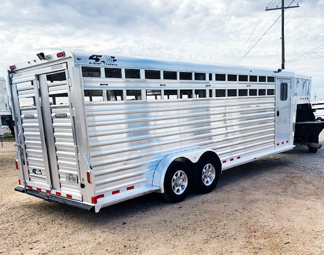 2018 24' 4-Star Stock Trailer 2018 24' 4-Star Stock Trailer