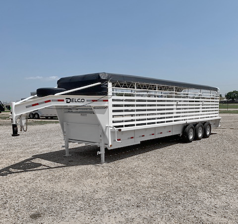2021 Delco 28' White Stock Trailer 2021 Delco 28' White Stock Trailer