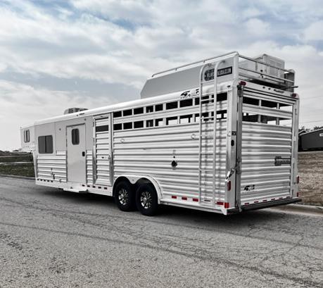 2020 4-Star Living Quarters Stock Combo Trailer 2020 4-Star Living Quarters Stock Combo Trailer